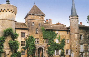 Dans le Mâconnais, léger détour par la cave engagée des Vignerons des Terres Secrètes