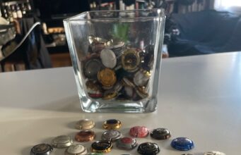 L’élaboration du champagne pas à pas : l’éloge de la patience plaques de muselet